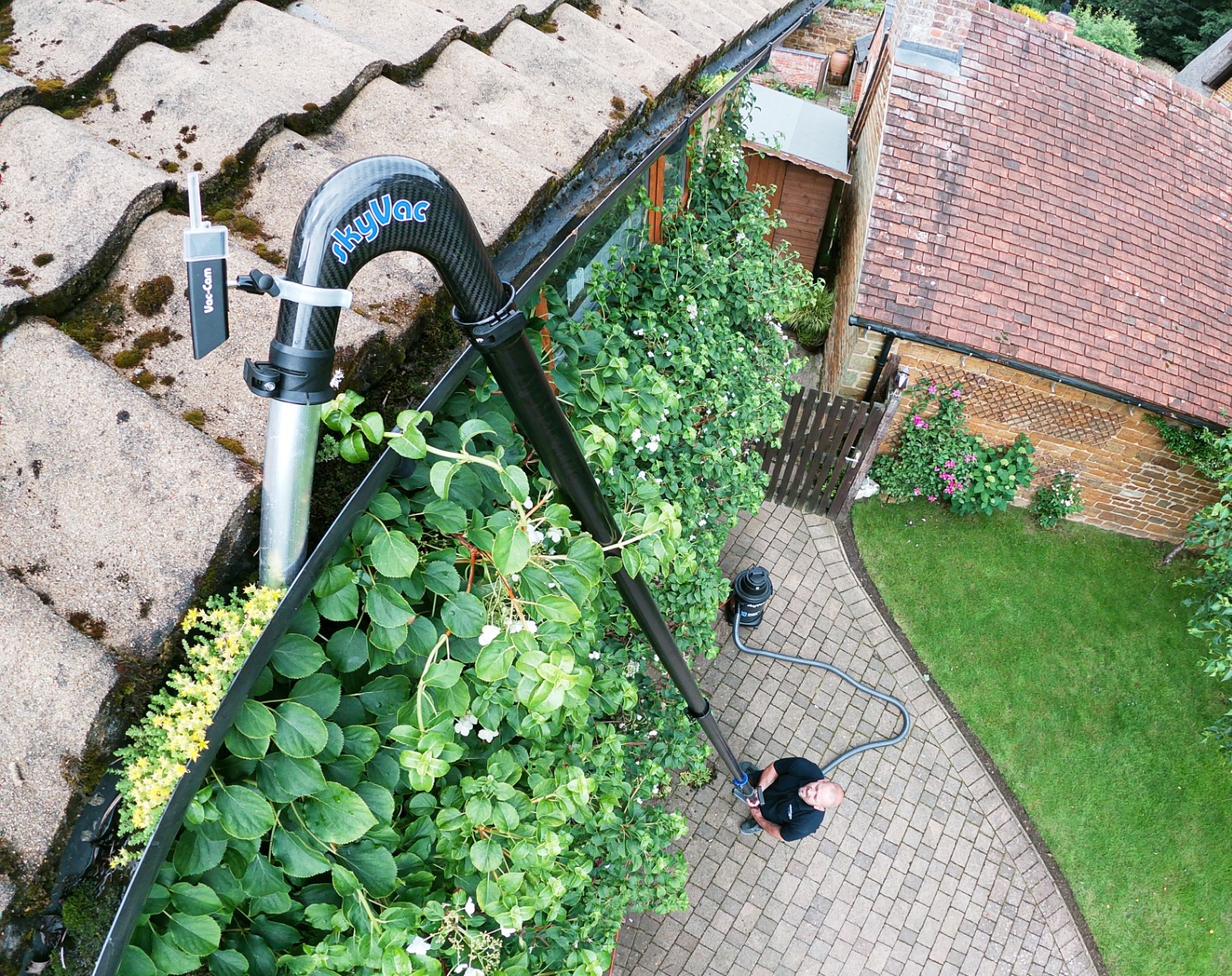 Jet washing and gutter cleaning West Midlands